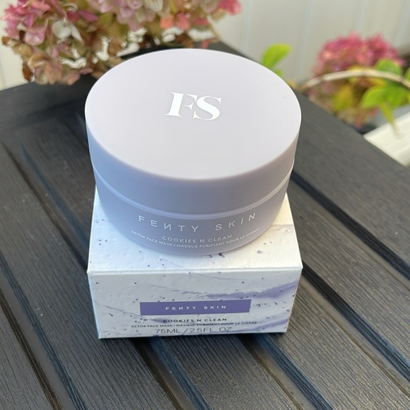 FENTY Skin - Cookies & Clean Detox Face Mask - Picture 3 of 15